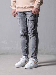 Gashed Jeans